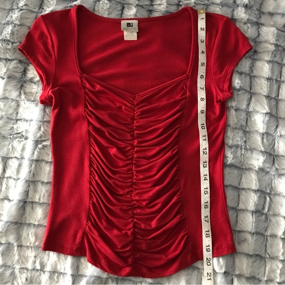 INC Milkmaid Cherry Red Top - Picture 3 of 7